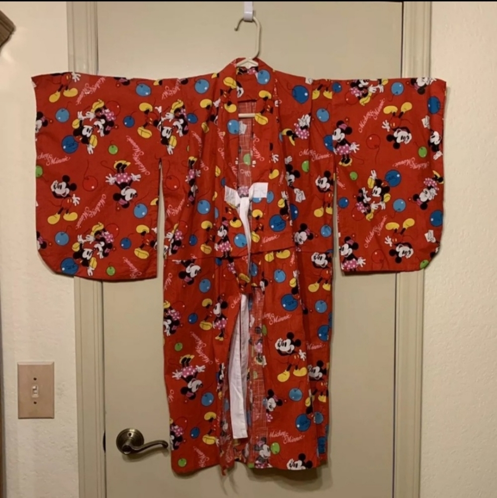 Disney Hong Kong Disneyland Disney Mickey Mouse BIRTHDAY KIMONO Robe
